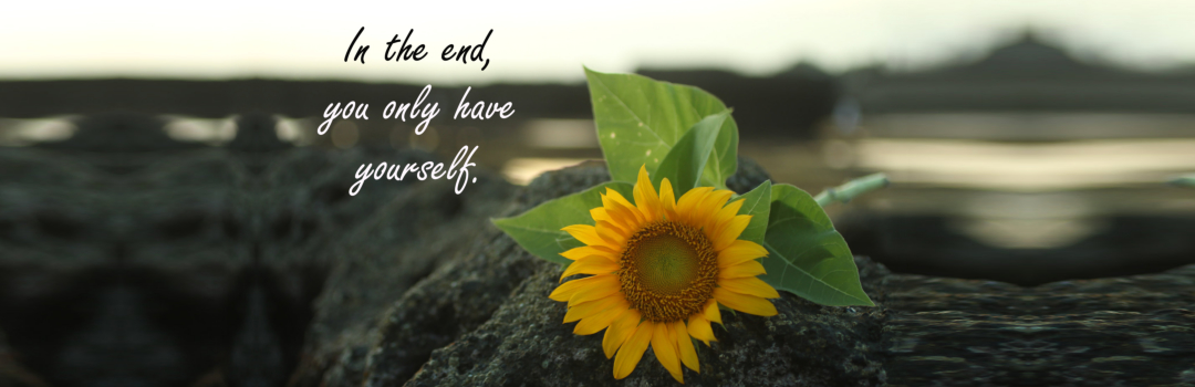 Inspirational quote With beautiful sunflower head blossom